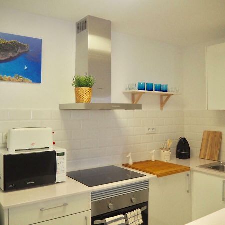 Luminoso Y Reformado Apartamento A 1Min De Playa Tossa de Mar Luaran gambar