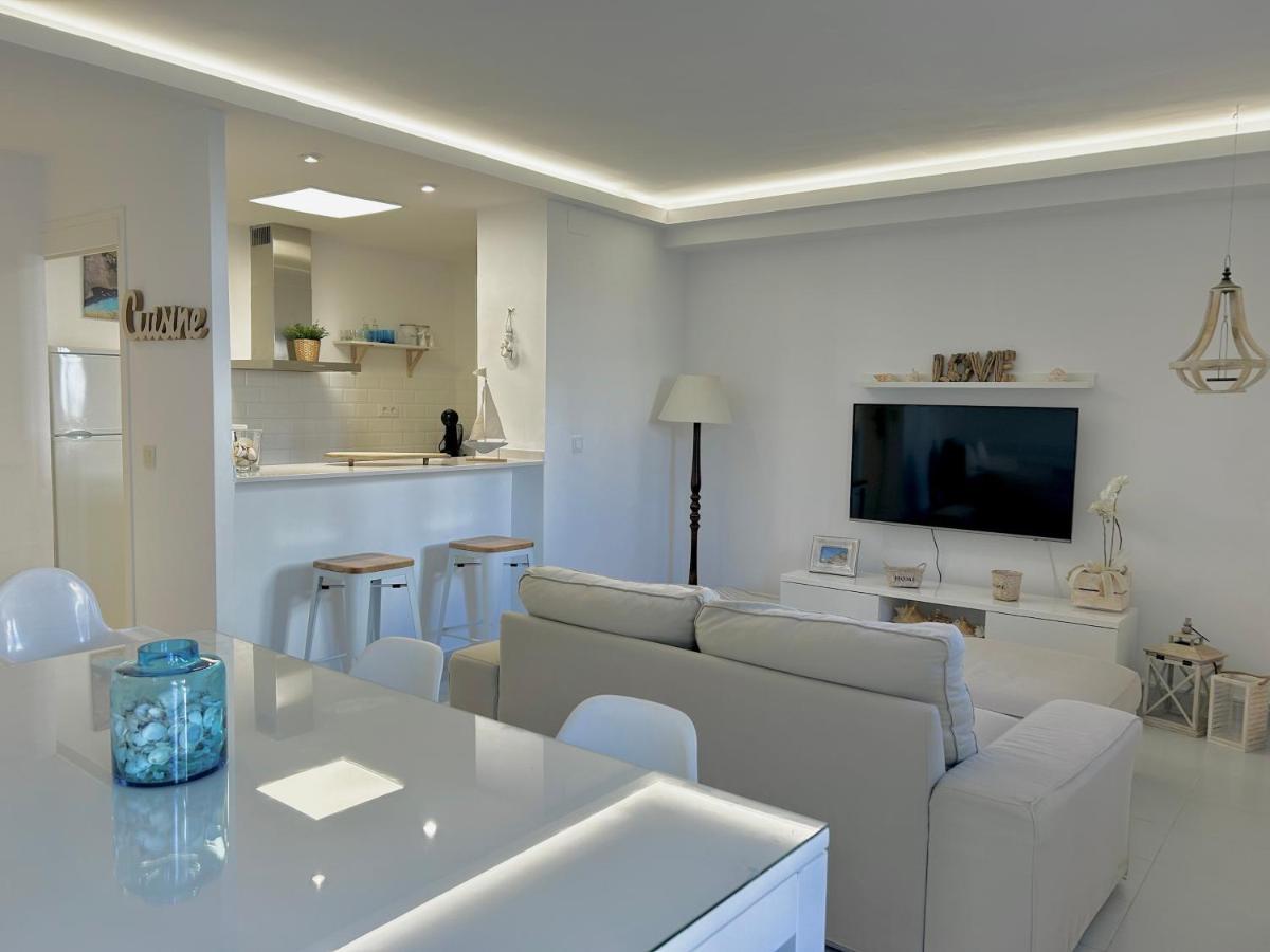 Luminoso Y Reformado Apartamento A 1Min De Playa Tossa de Mar Luaran gambar