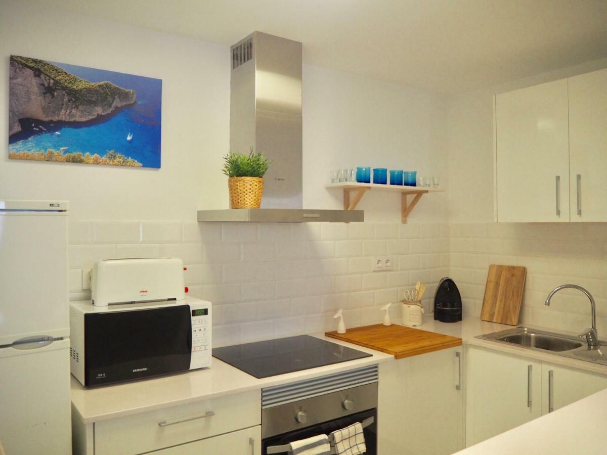 Luminoso Y Reformado Apartamento A 1Min De Playa Tossa de Mar Luaran gambar